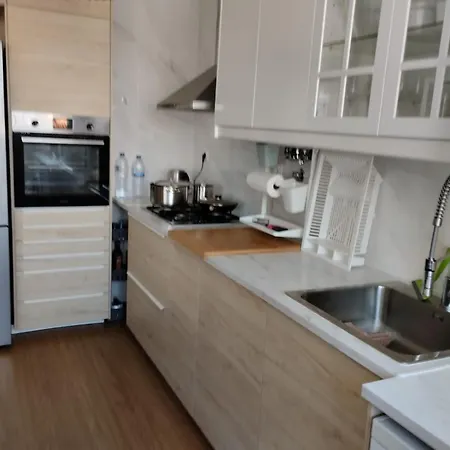 Guest house Lisbon West Space