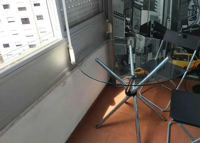 Lisbon West Space Casa de hóspedes